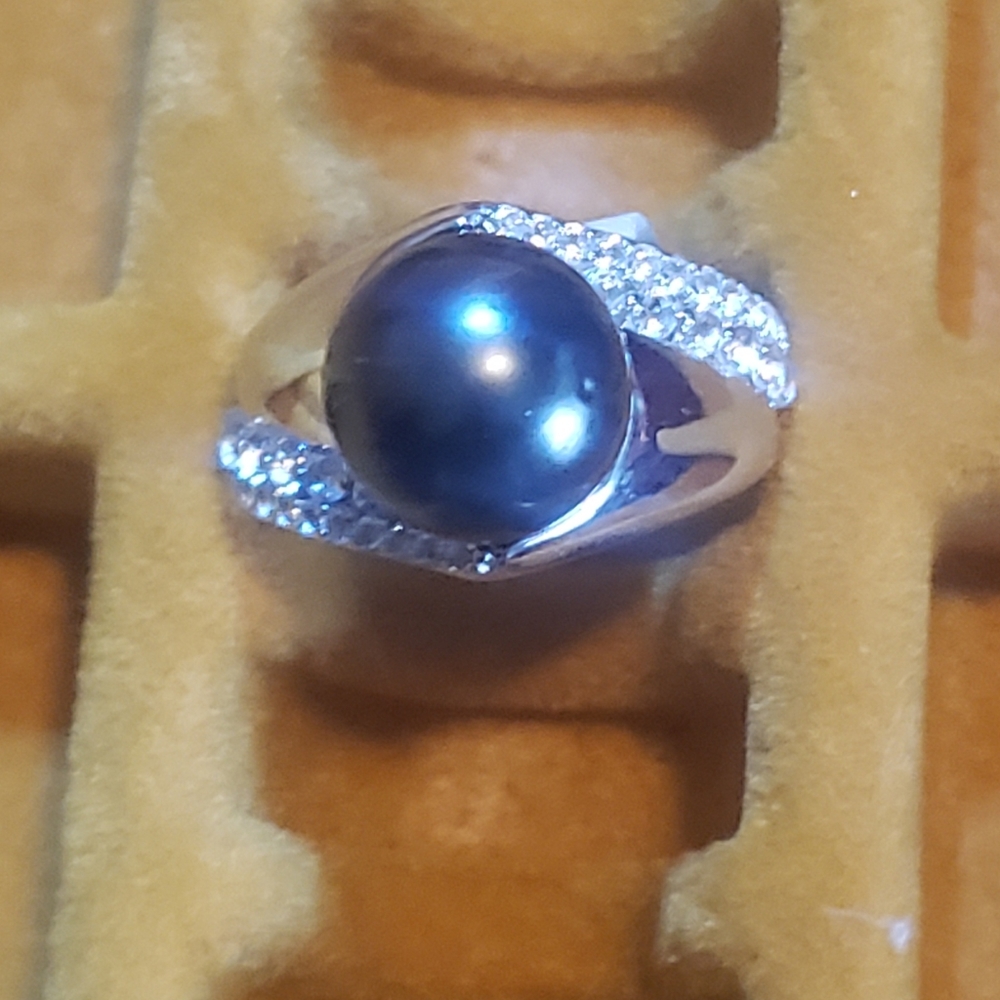 Black Pearl Rhodium Ring